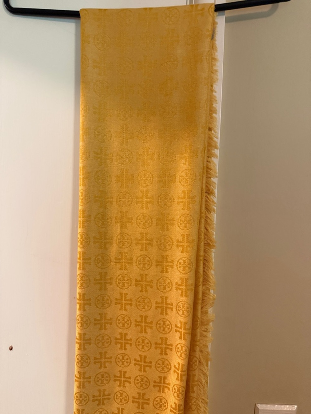 Luxury Mustard Gold Jacquard scarf - Designer-Inspired